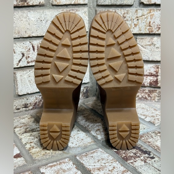 Chinese Landry Tan Faux Leather Ankle Boots Heeled Brand New - Picture 6 of 7